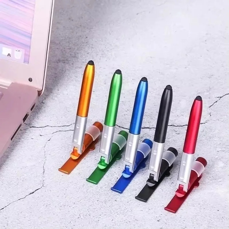 4 in 1 多機能ボールペン LEDライト付き 折りたたみ - Stationery Warehouse のレビューと価格